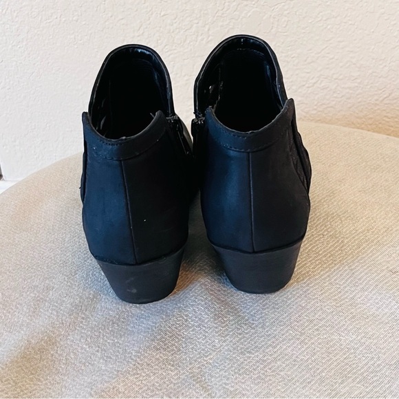 Soda Ankle Booties Black  6.5 excellent condition - Picture 6 of 8